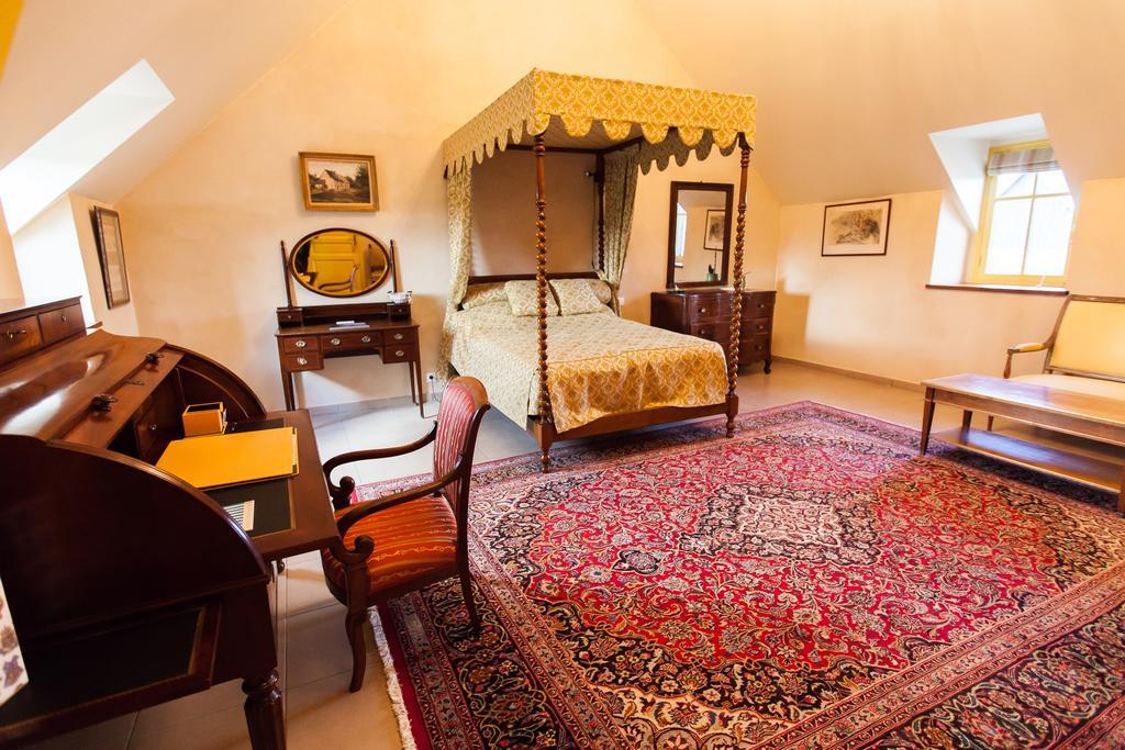 Pleurtuit B&B Manoir Du Clos Clin الغرفة الصورة
